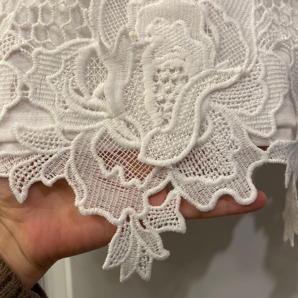 Anthropologie - Greylin - White Sleeveless Eyelet Floral Top - Picture 3 of 10